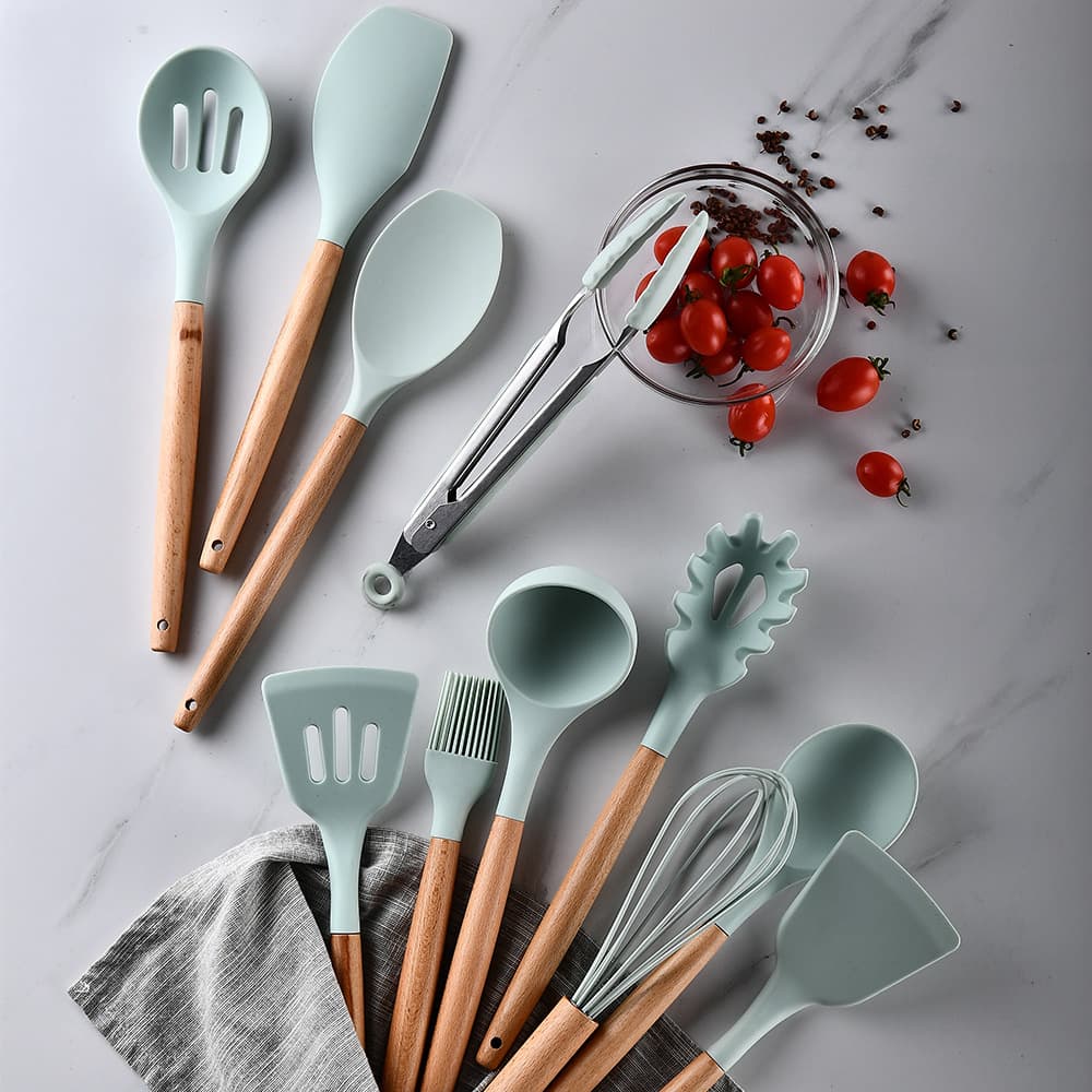 Effortless Cooking With Premium Silicone & Wood Utensils - image 20