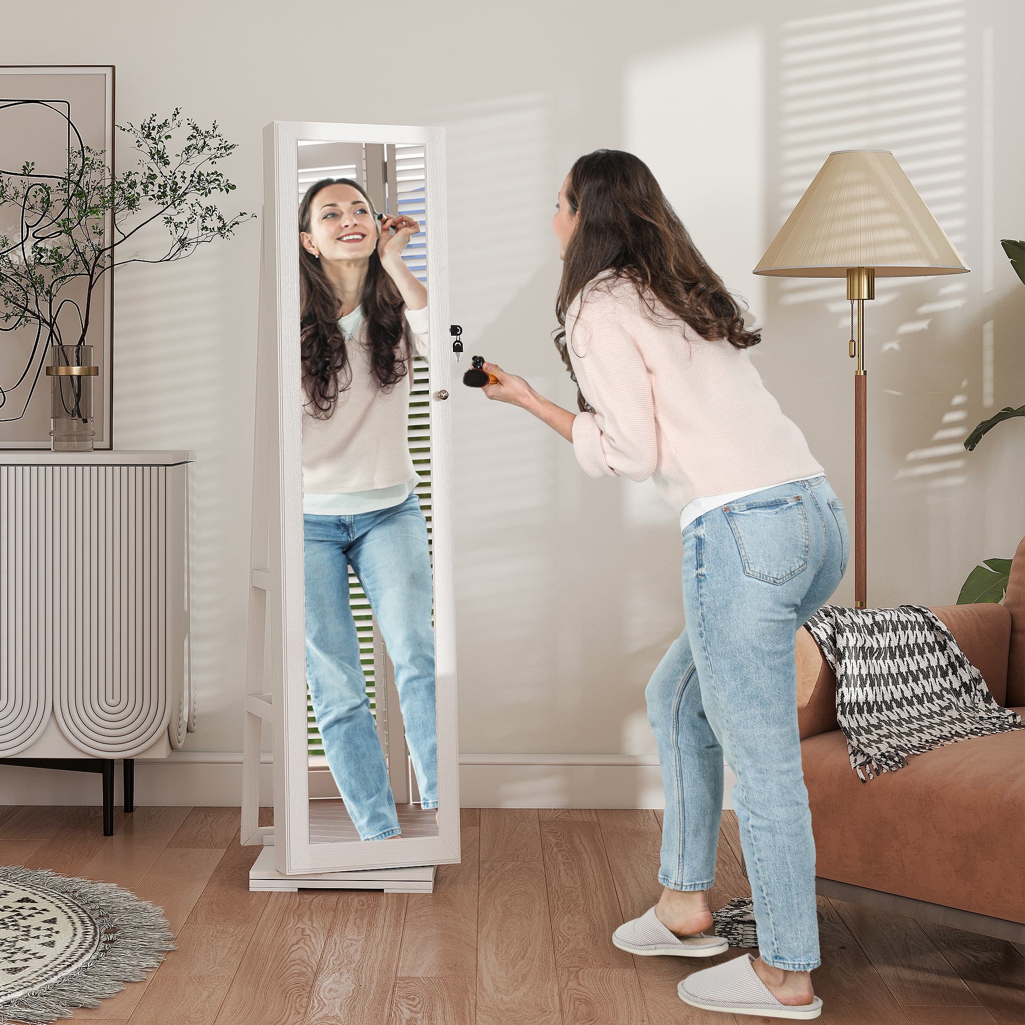 Transform Your Space with this 360° Swivel Jewellery Cabinet - image 2