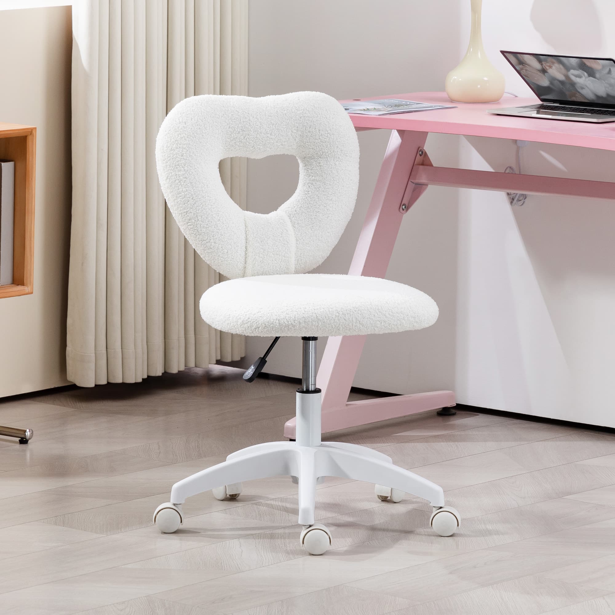 Transform Your Space with this White Teddy Fleece Heart Chair - image 2