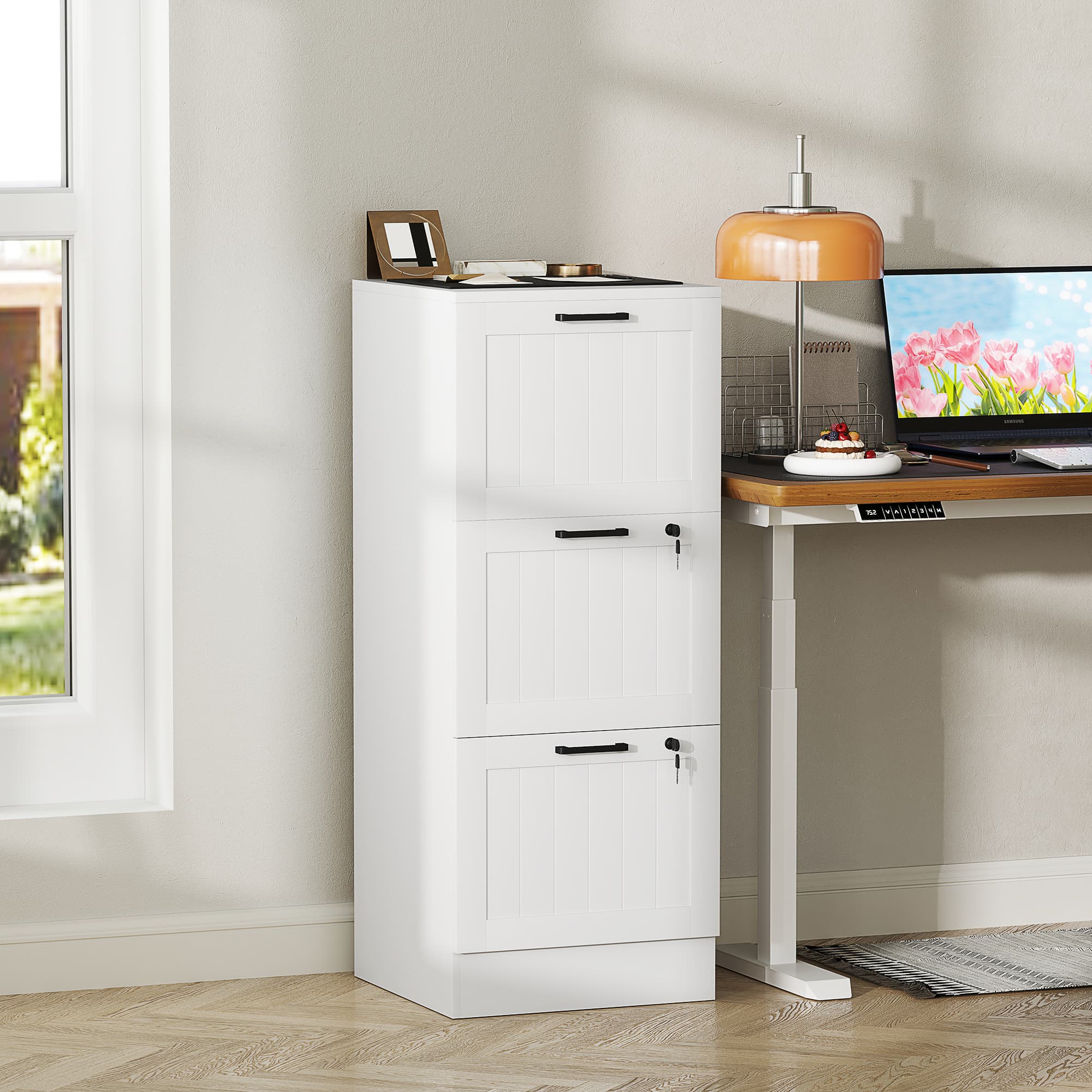 Transform Your Workspace with this Secure 3-Drawer Filing Cabinet - image 1