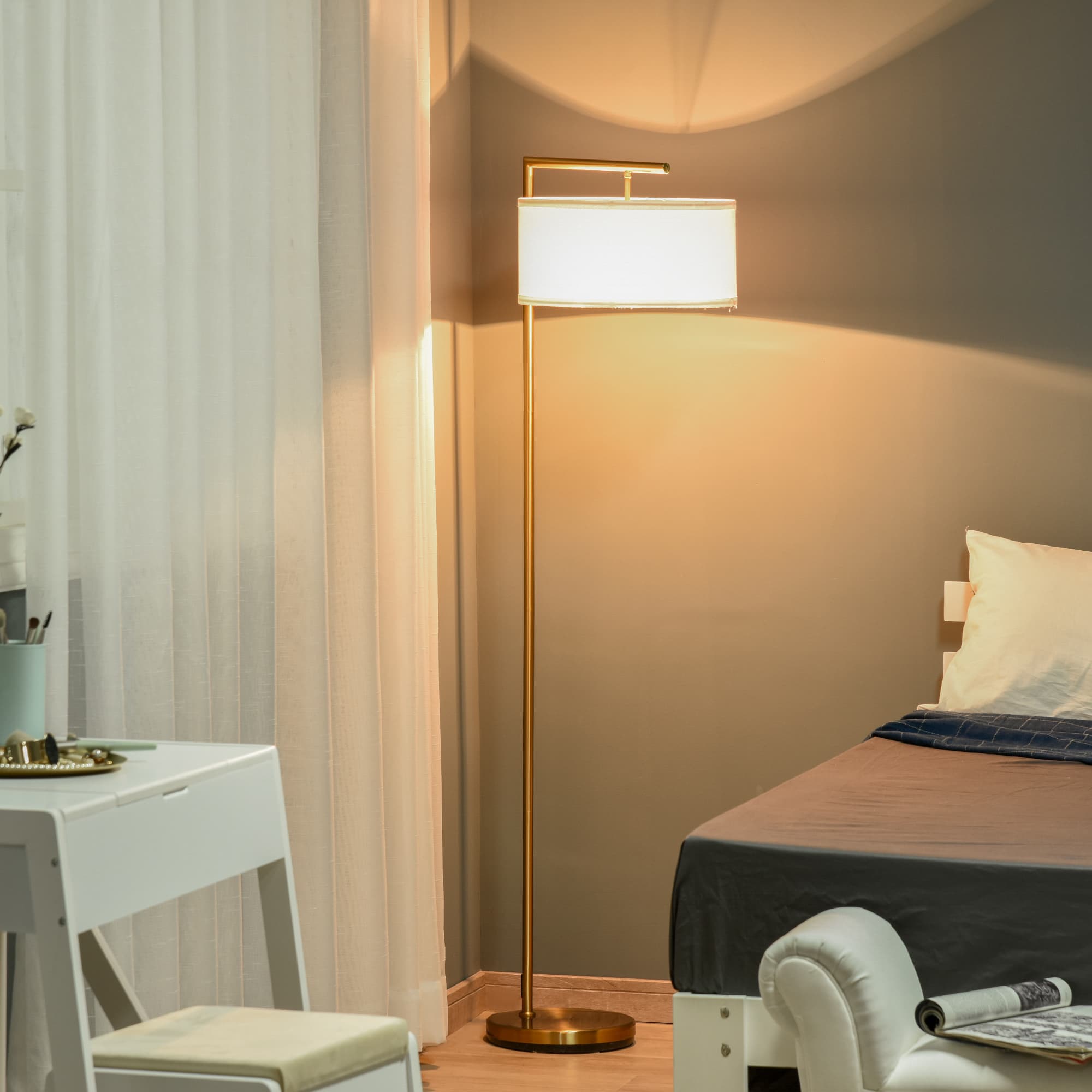 Transform Your Space with this Modern Gold Floor Lamp - image 3