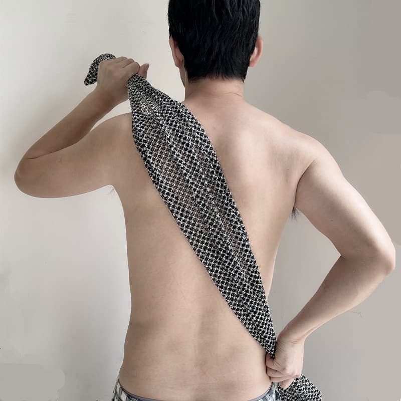 Two-Sided Back Scrubber Cloths for Deep Exfoliation - image 13