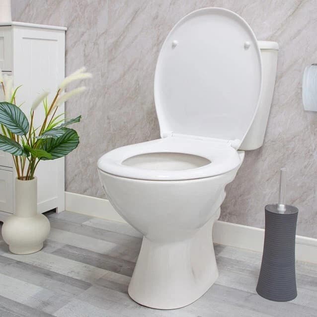 Universal Soft Close Toilet Seat for Effortless Cleaning - image 4