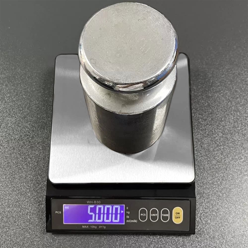 Effortless Baking with Waterproof 10kg Digital Kitchen Scales - image 16