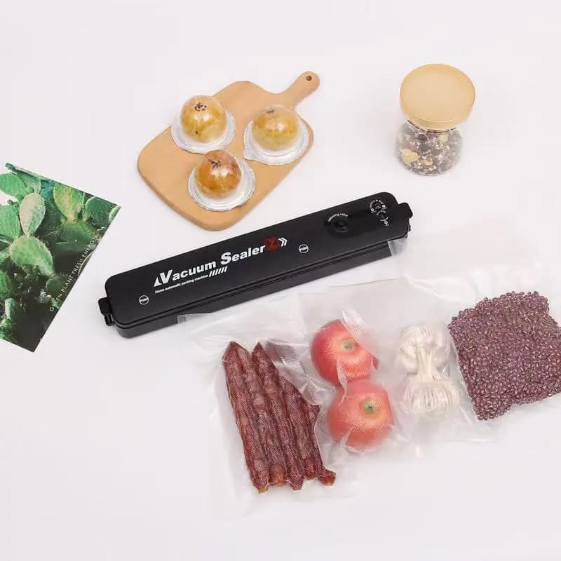 Transform Your Kitchen with this Automatic Vacuum Food Sealer - image 4