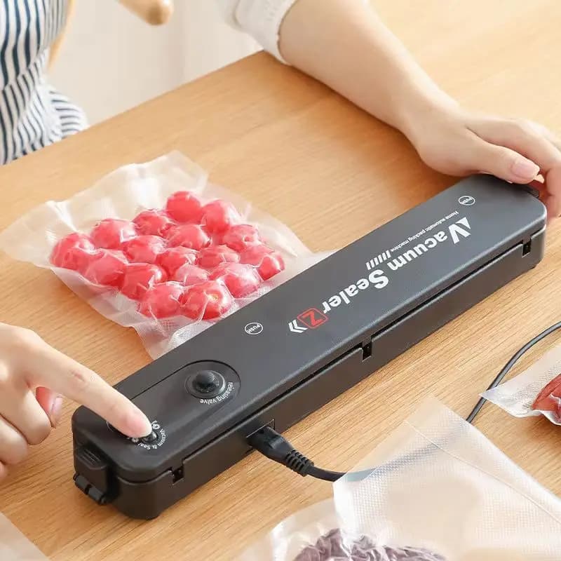 Vacuum Food Sealer – Automatic and Manual Modes with 60 Sealing Bags - image 21