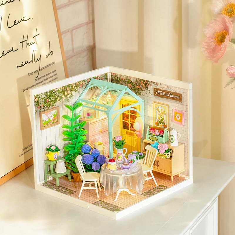 Build-Your-Own Miniature Tea Garden Kit with Lights