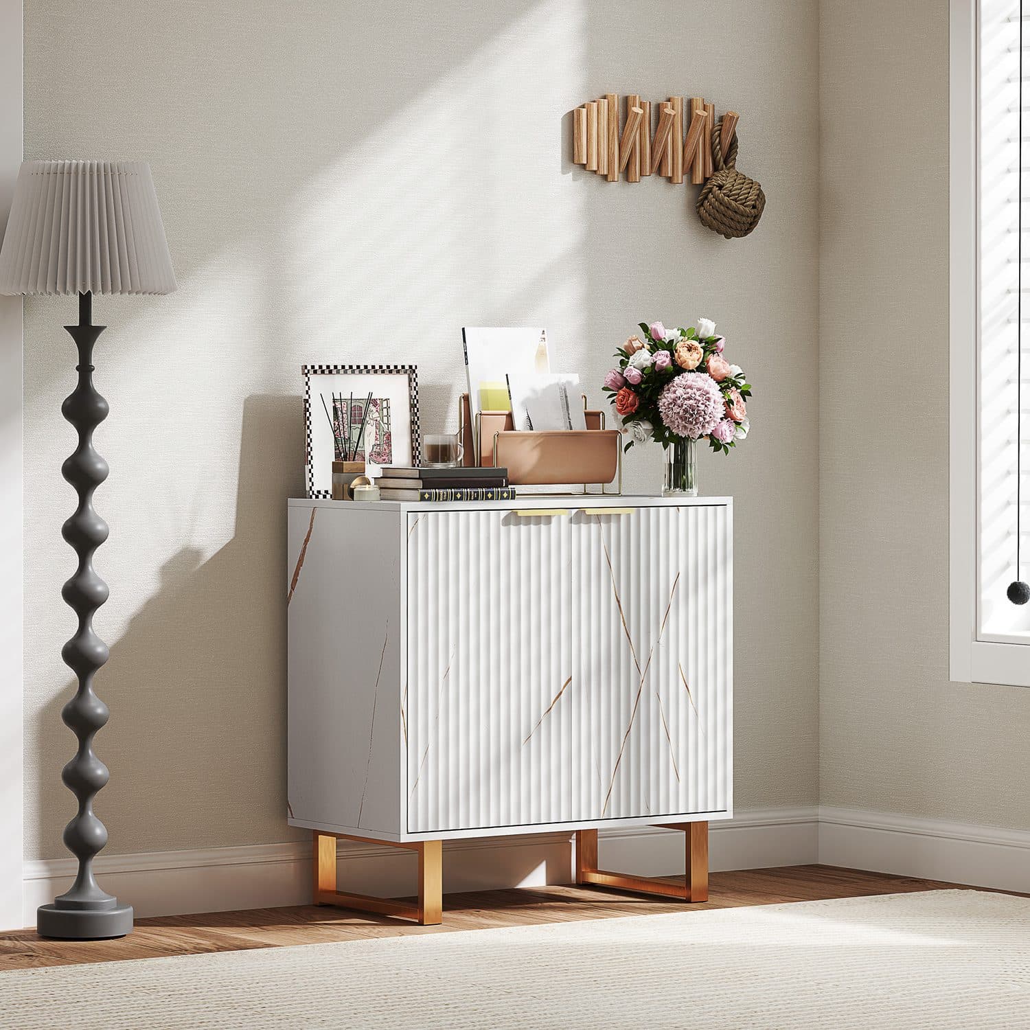 White & Gold Sideboard - image 3