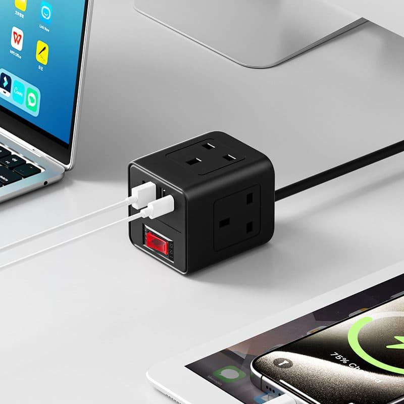 Compact cube extension lead for tidy multi-device charging - image 3