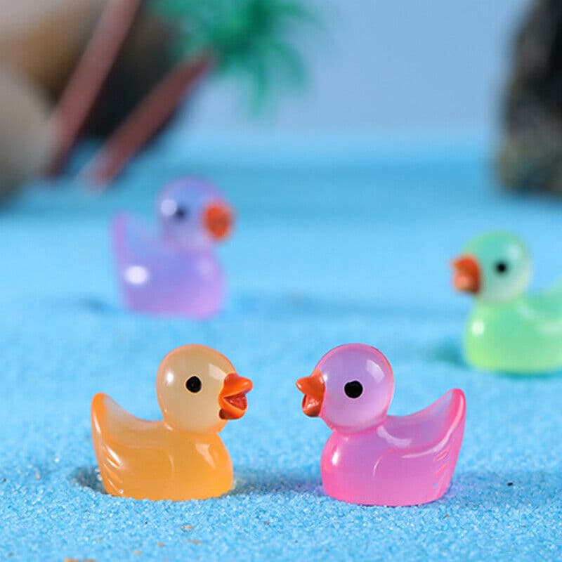 Tiny glow duck ornaments for playful miniature displays - image 1