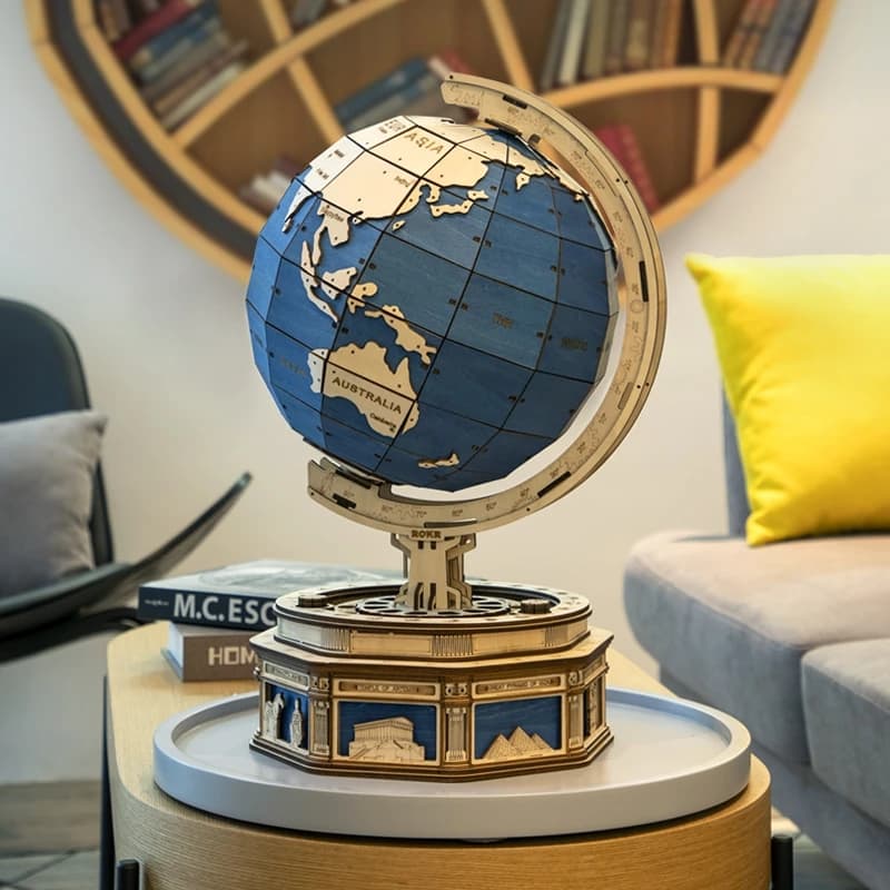 World: 3D Wooden Globe Puzzle - image 1