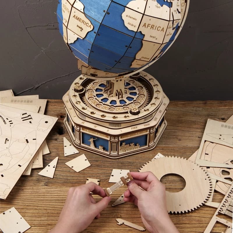World: 3D Wooden Globe Puzzle - image 5