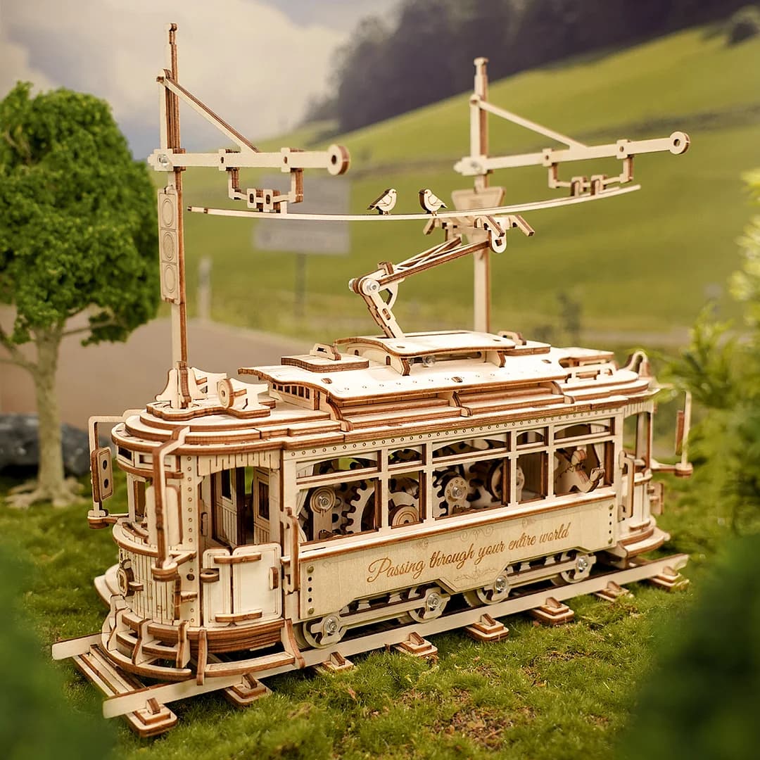 3D Wooden Puzzle: Rokr Classic City Tram LK801 - image 6