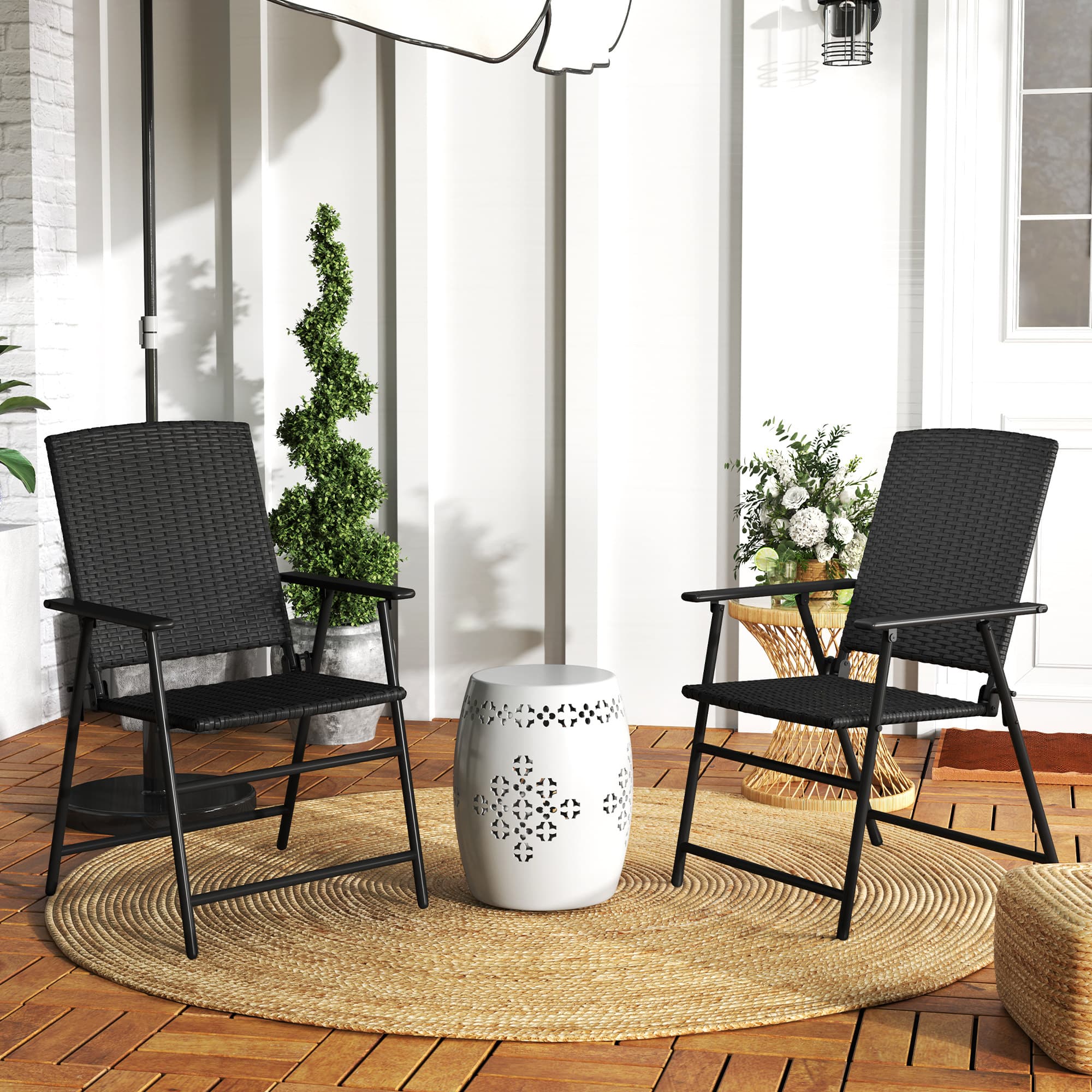 Transform Your Patio With These Folding Rattan Chairs - image 3