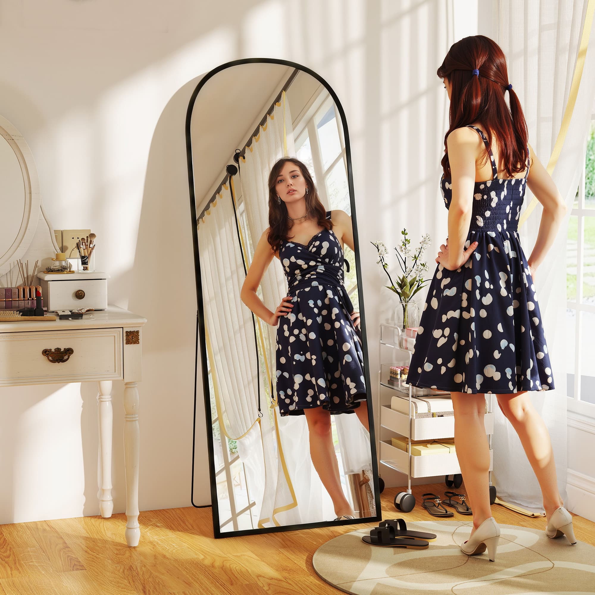 Transform Your Space with this 165cm Black Standing Mirror - image 3