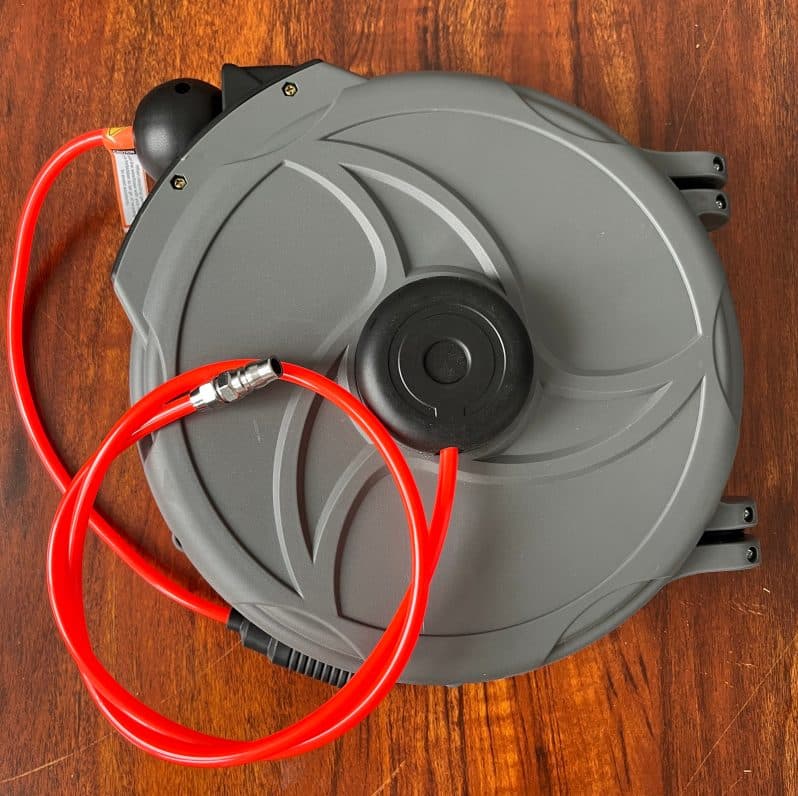 Keep compressor hose tidy with a 20m retractable reel - image 3