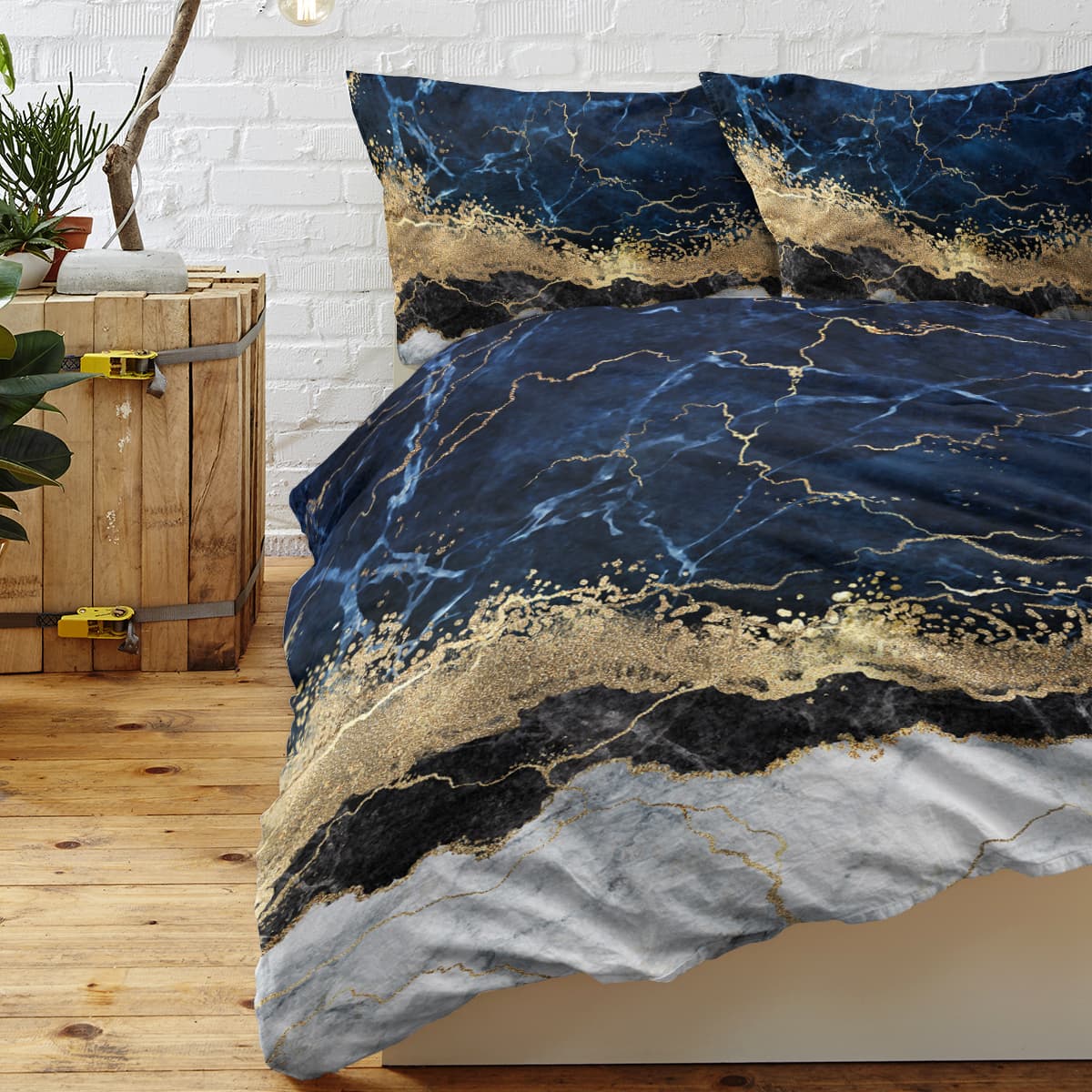 Ultra-Soft Microfibre Bedding Set (Double) - image 2
