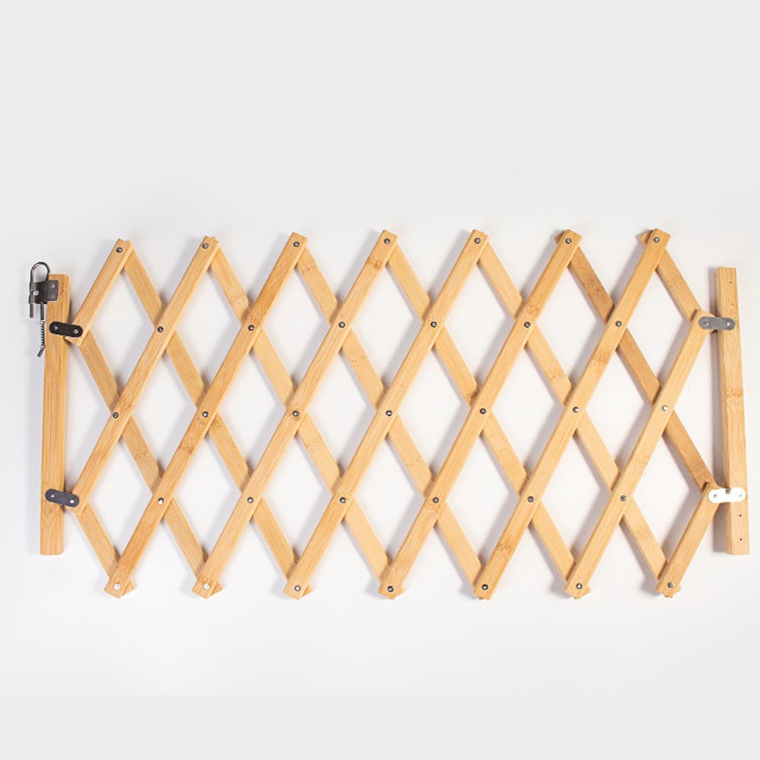 Keep Pets in Their Place with an Expandable Wooden Accordion Gate - image 4