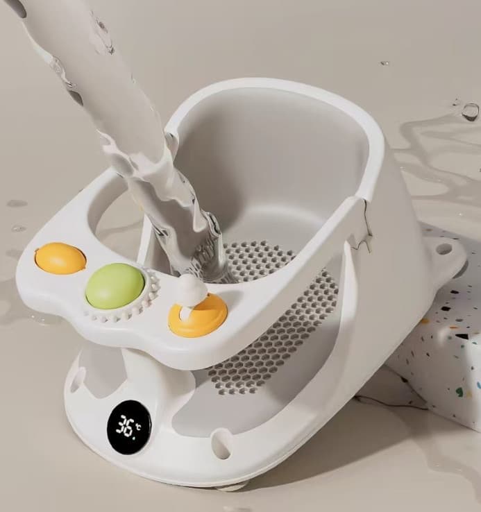 A supportive baby bath seat for calmer bath times - image 4