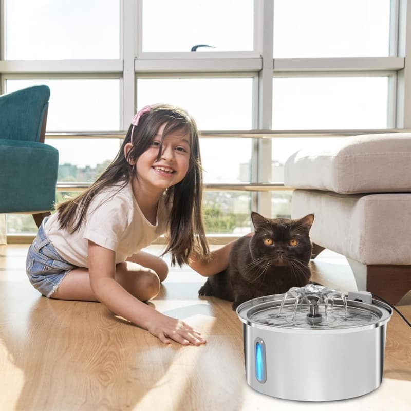 2.2L Automatic Pet Water Fountain with Flowing Design - image 3