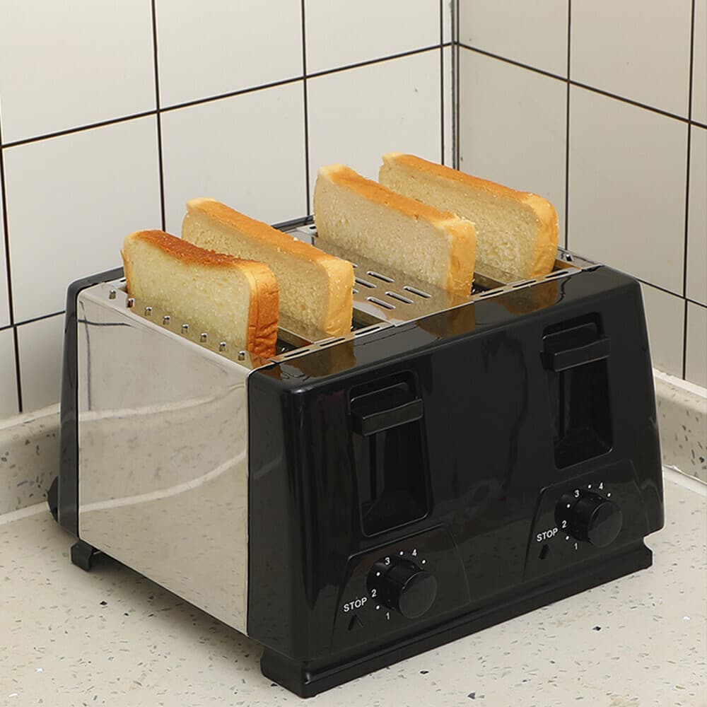 4-Slice Toaster with Independent Browning Control - image 4