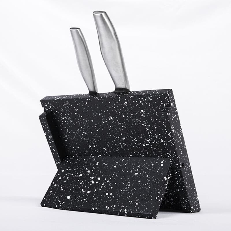 Keep Knives Organised and Ready with a Magnetic Block - image 6