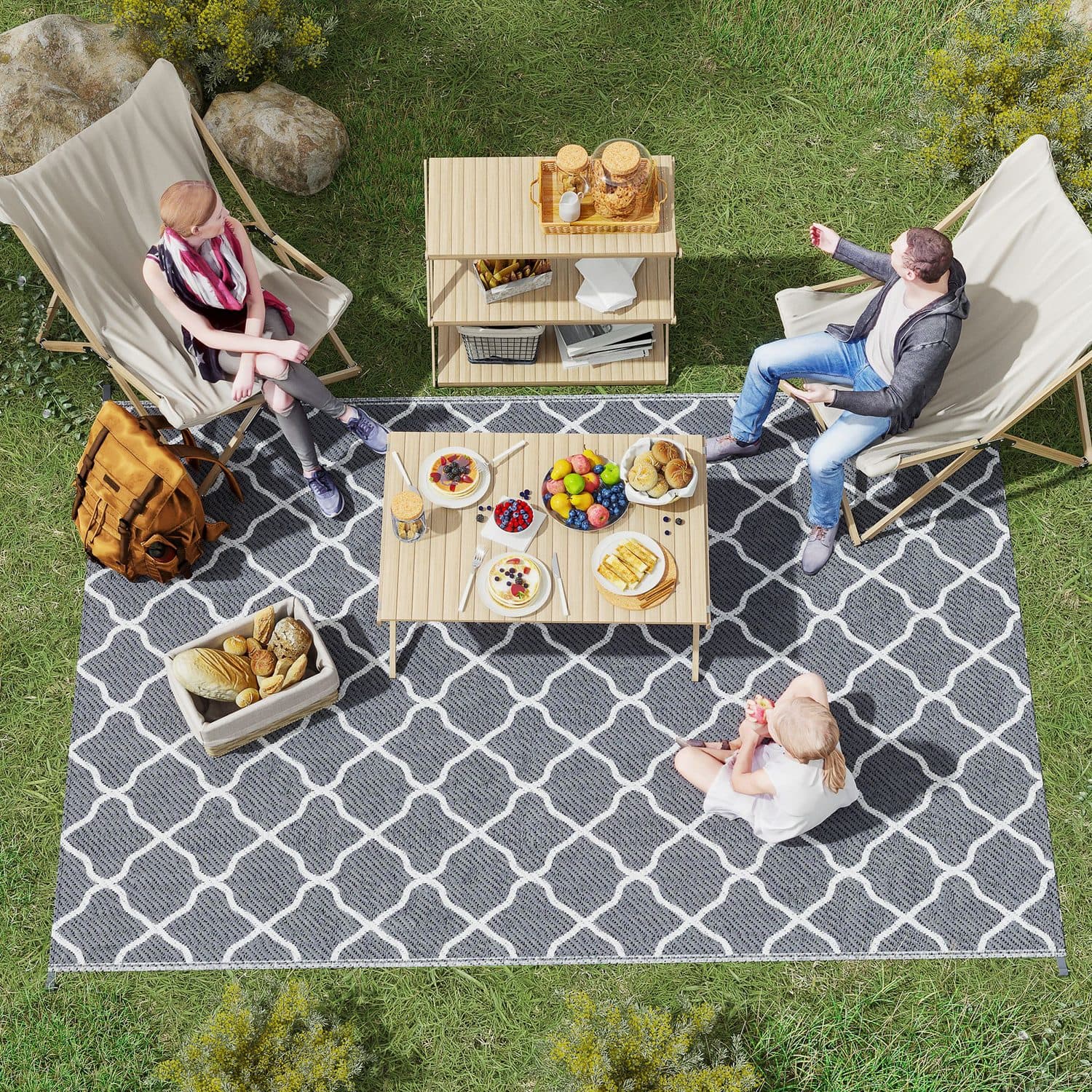 Reversible Outdoor Rug with Grey Moroccan Pattern, 182 x 274 cm - image 3