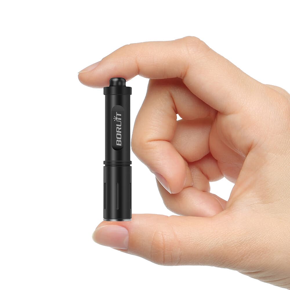 Compact Keychain Torch for Everyday Carry - image 7
