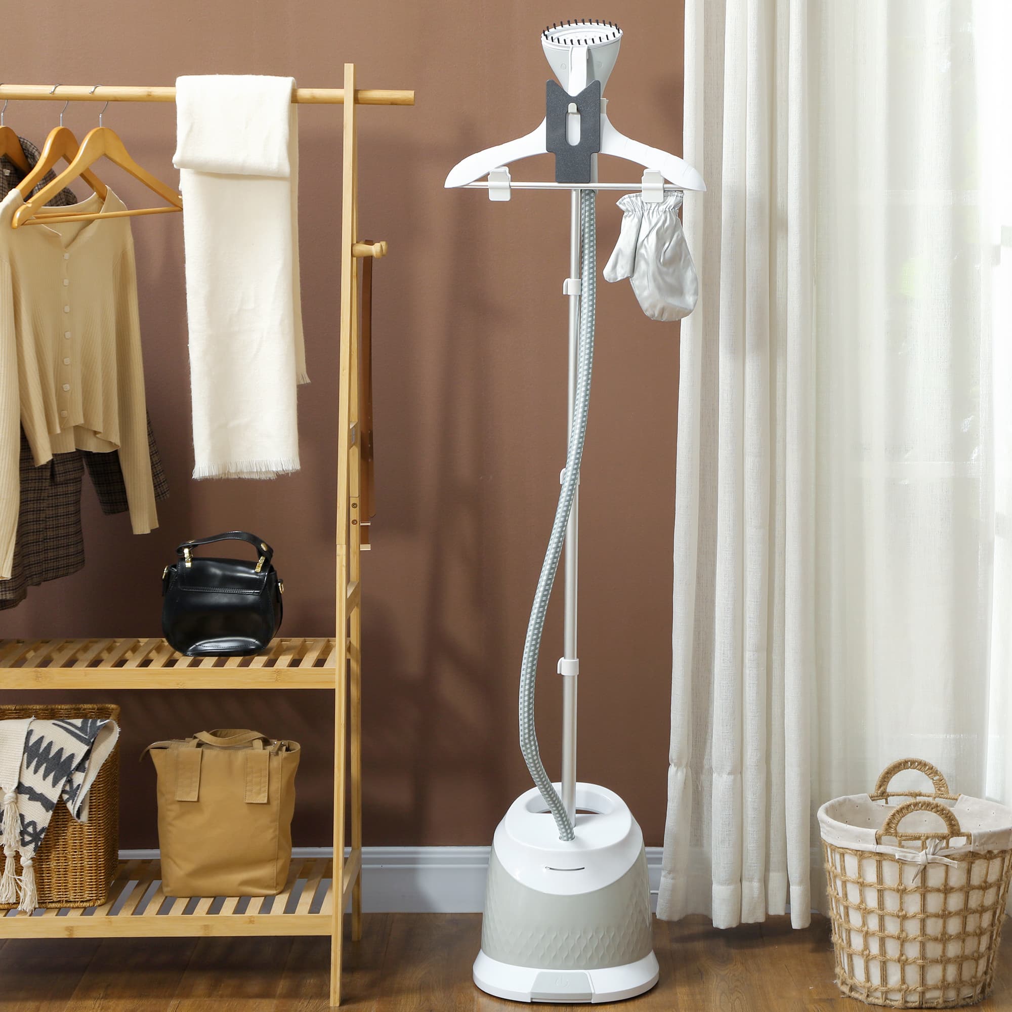 1800W Standing Clothes Steamer for Everyday Garments - image 1